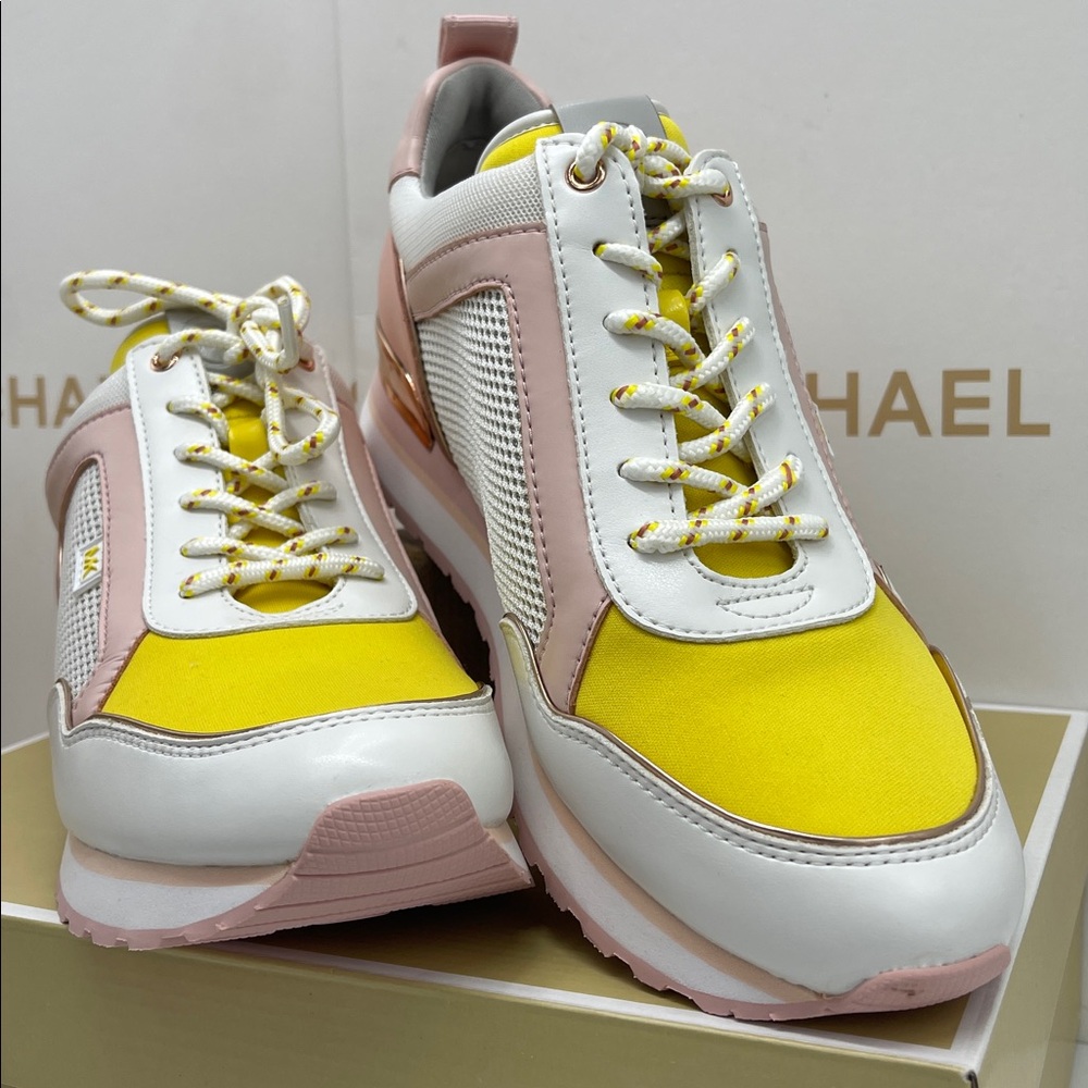 Michael Kors MADDY TRAINER
NET MESH
49SOMAFS1D Sneakers Athletic Optic White - Picture 5 of 16